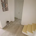 Seaside Independent Townhouse With Lift & Free Parking Semesterbostad *