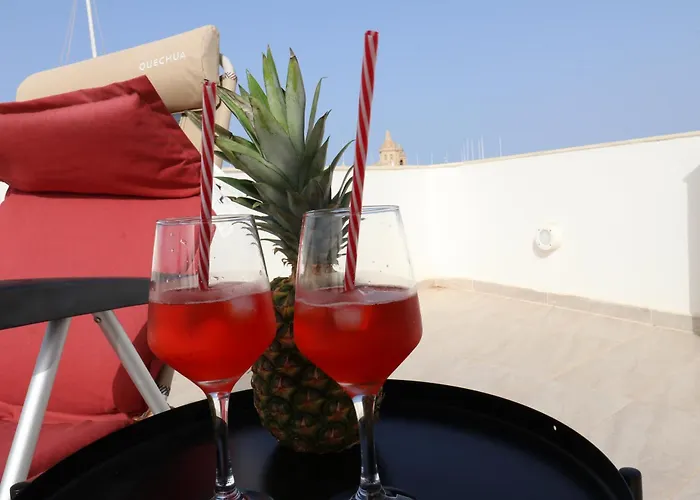 Seaside Independent Townhouse With Lift & Free Parking Ferienhaus Senglea