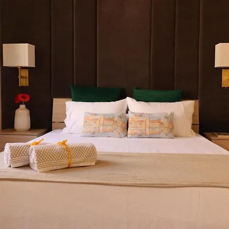 Seaside Independent Townhouse With Lift & Free Parking *